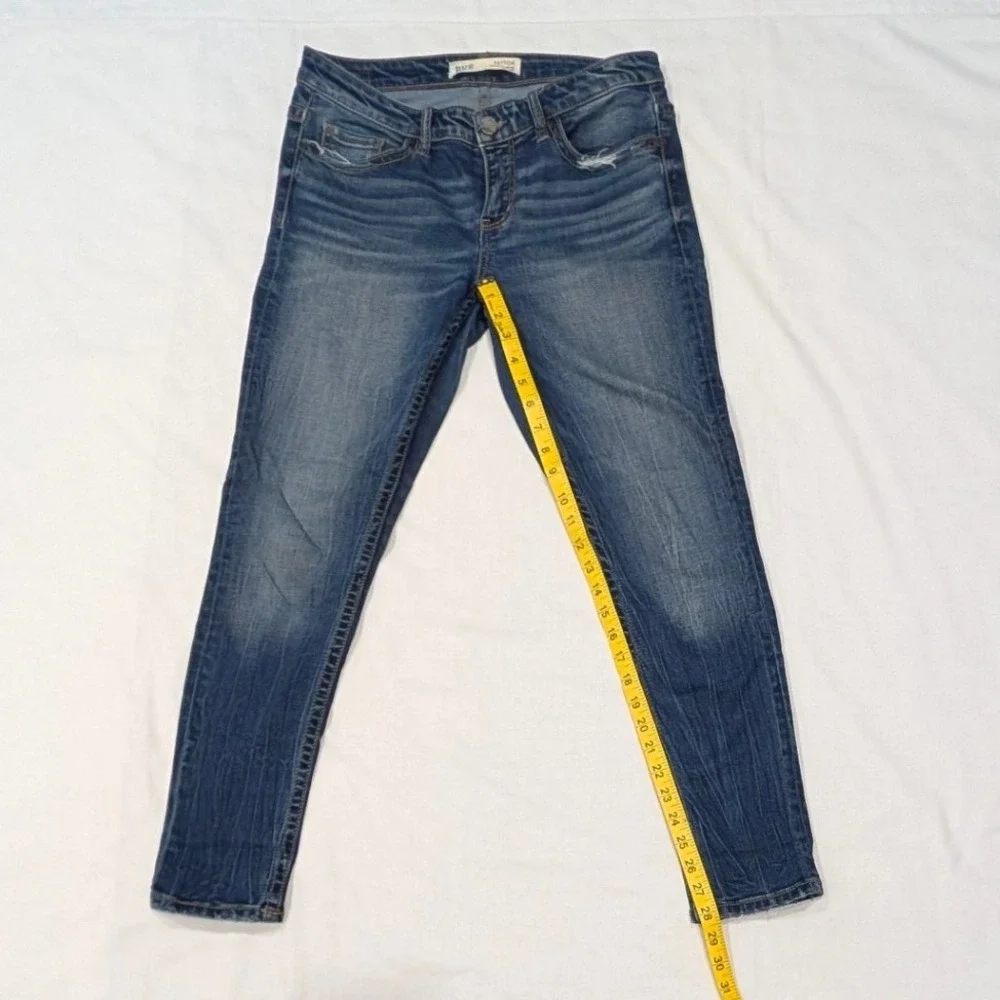 BKE Payton Ankle Skinny Jeans Womens Mid Rise Medium Wash Distressed Denim 27